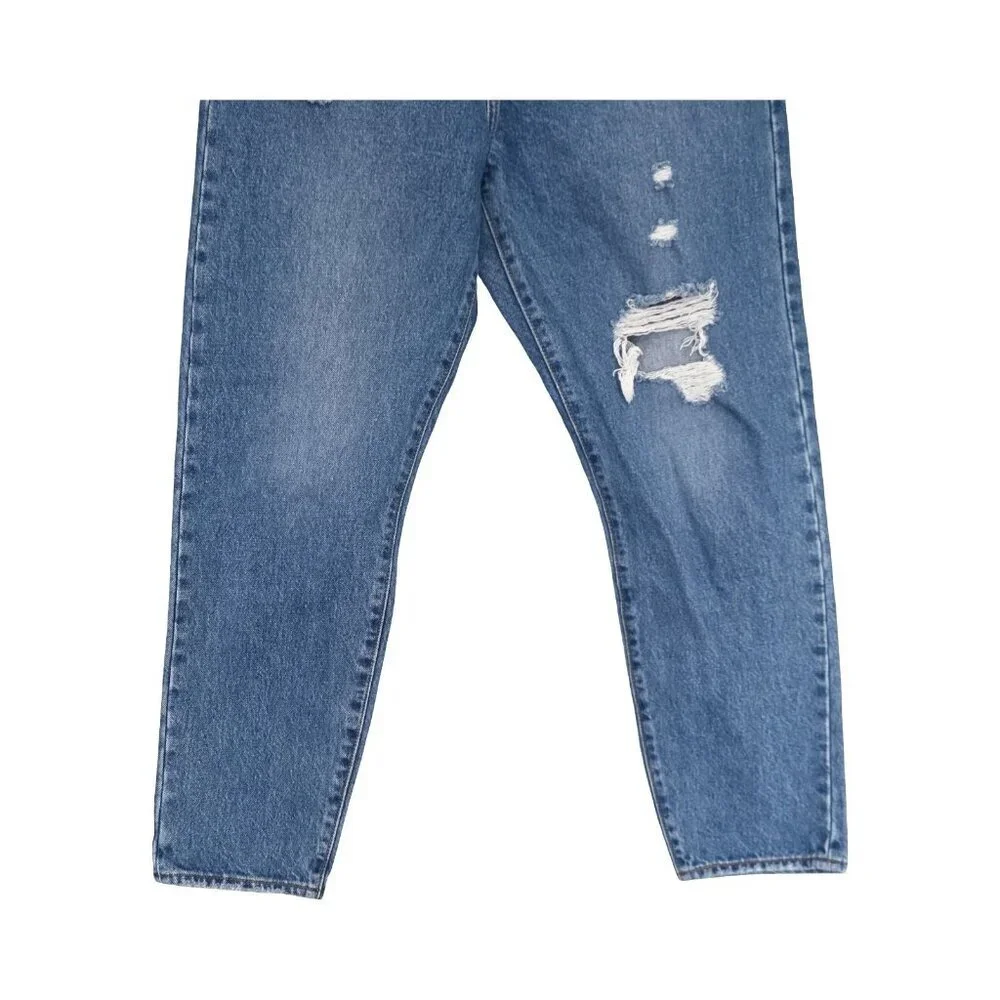 Women's - Levi's Distressed Wedgie Jeans, Size 30
